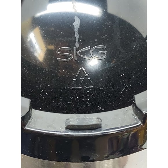 SKG Juicer A10 Wide Chute Plate Hopper w/ Turnover Cap Replacement Part OEM - Picture 8 of 9